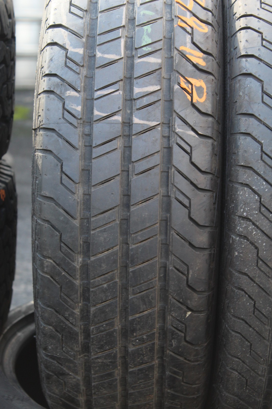 New 215 65 16C Continental, CVC 100, 109/107T, x1 Tyre (F1_tyres) L3811