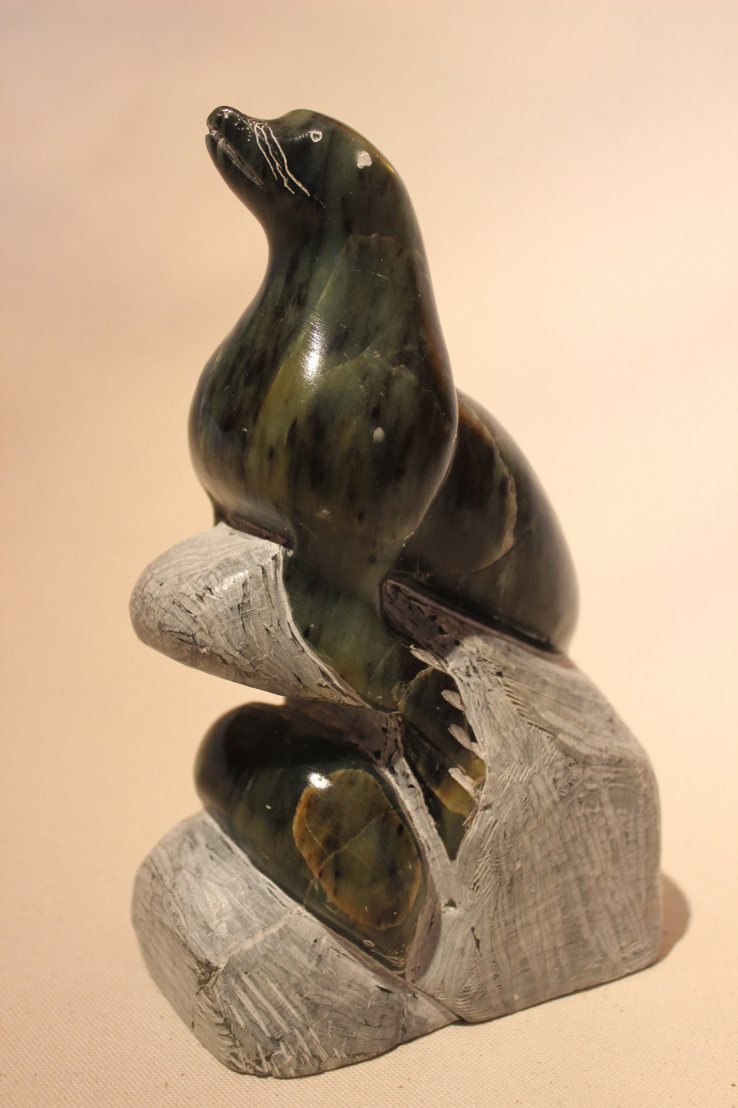 NORTHWEST ESKIMO INUIT ART CARVING SCULPTURE SEAL CANADA