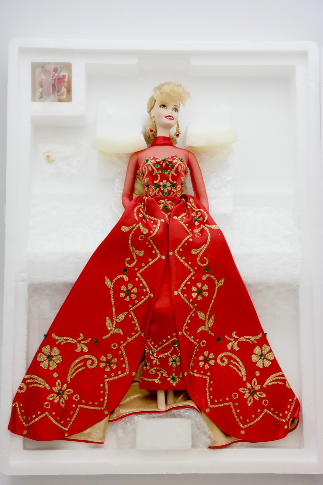 バービー/&#39;1998 ハッピーホリデースペシャルエディション 新品 検)マテル Mattel Happy Holidays Special Edition Black Barbie Doll 1998