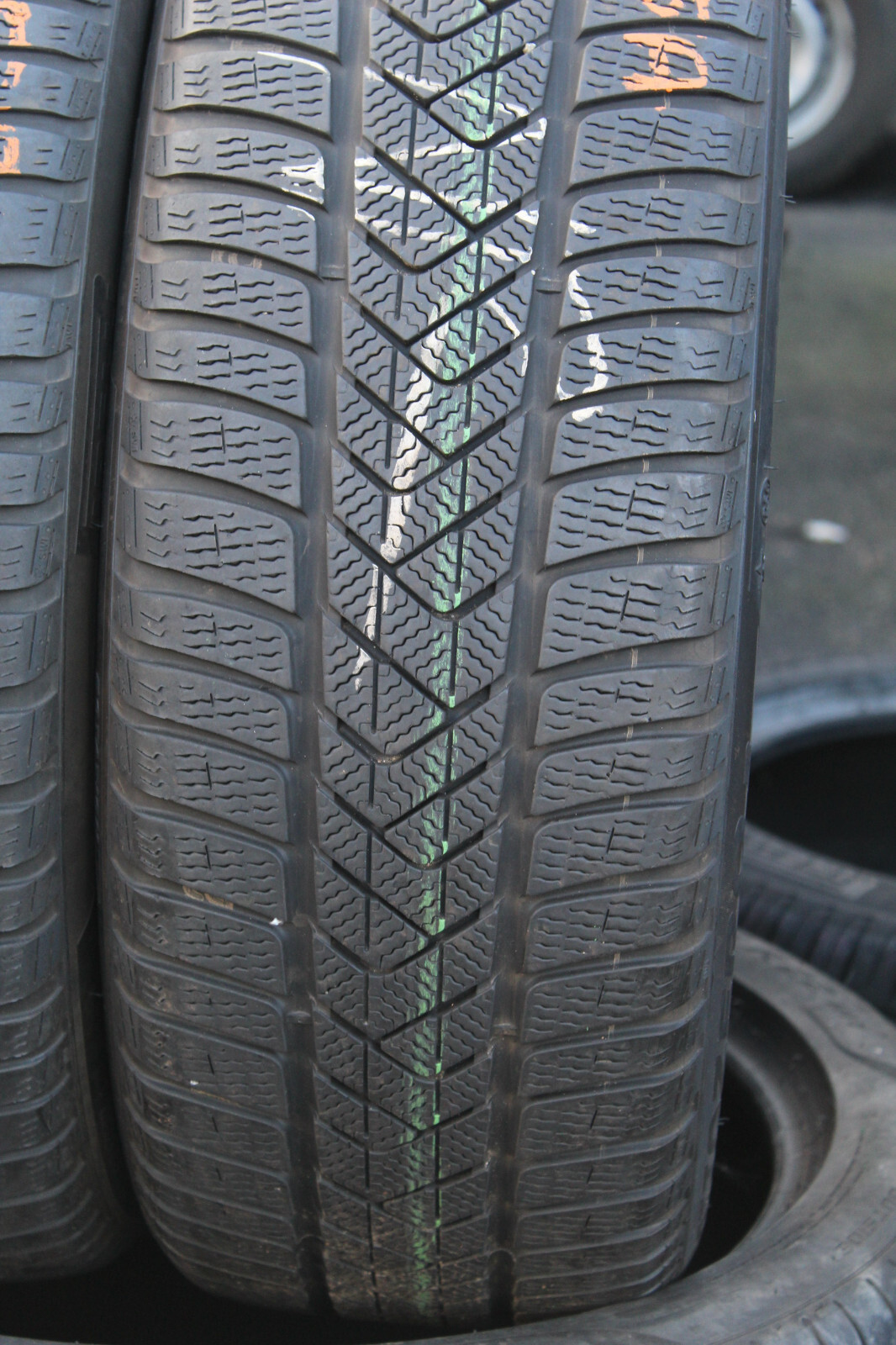 245 45 20 Pirelli, Winter, RunFlat, XL, 103Y, x2 A Pair 6.0mm (F1_tyres) L3075
