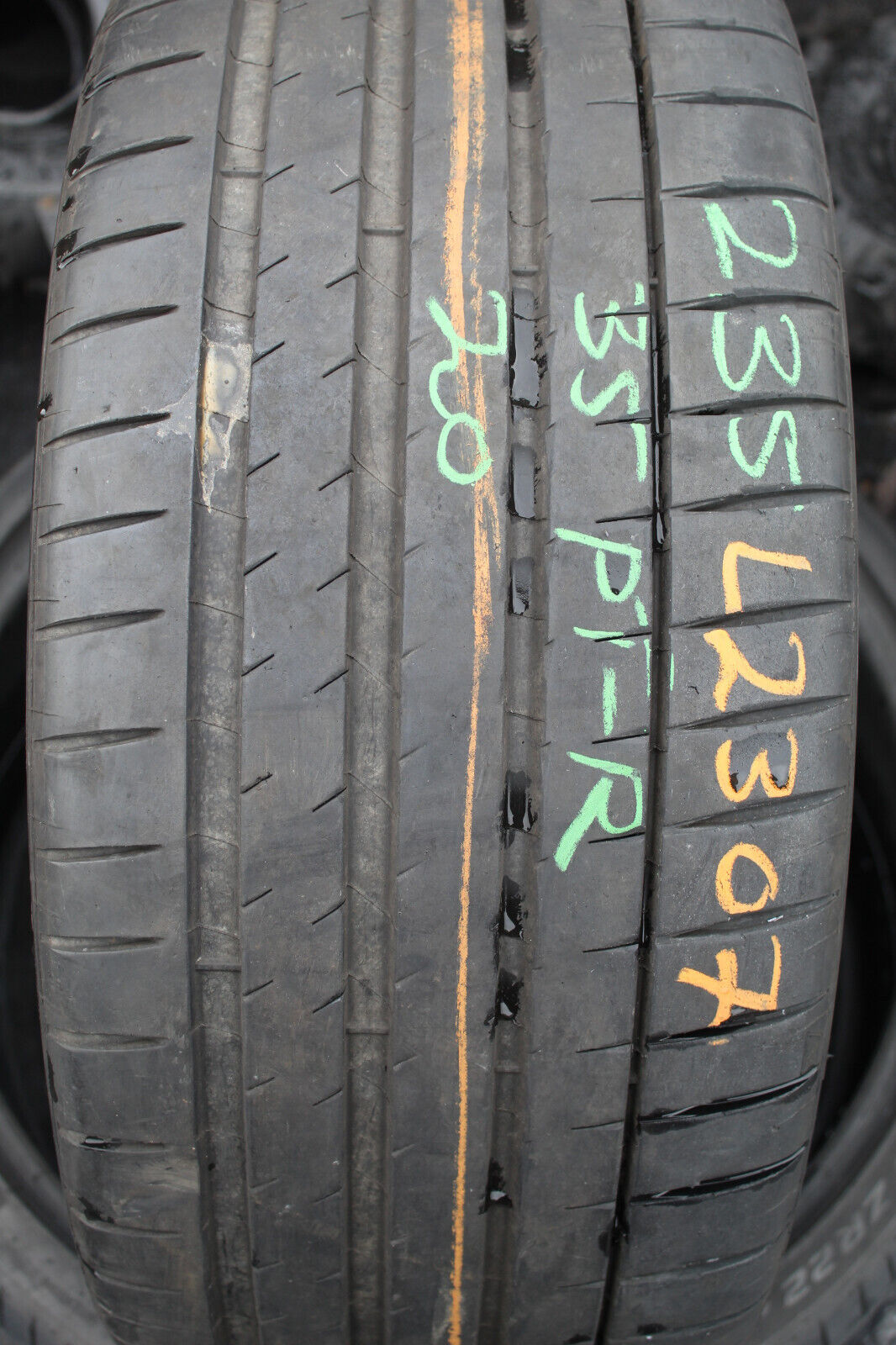 235 35 20 Michelini, XL, T0, 92Y, x1 Single Tyre 6.2mm (F1_tyres) L2307