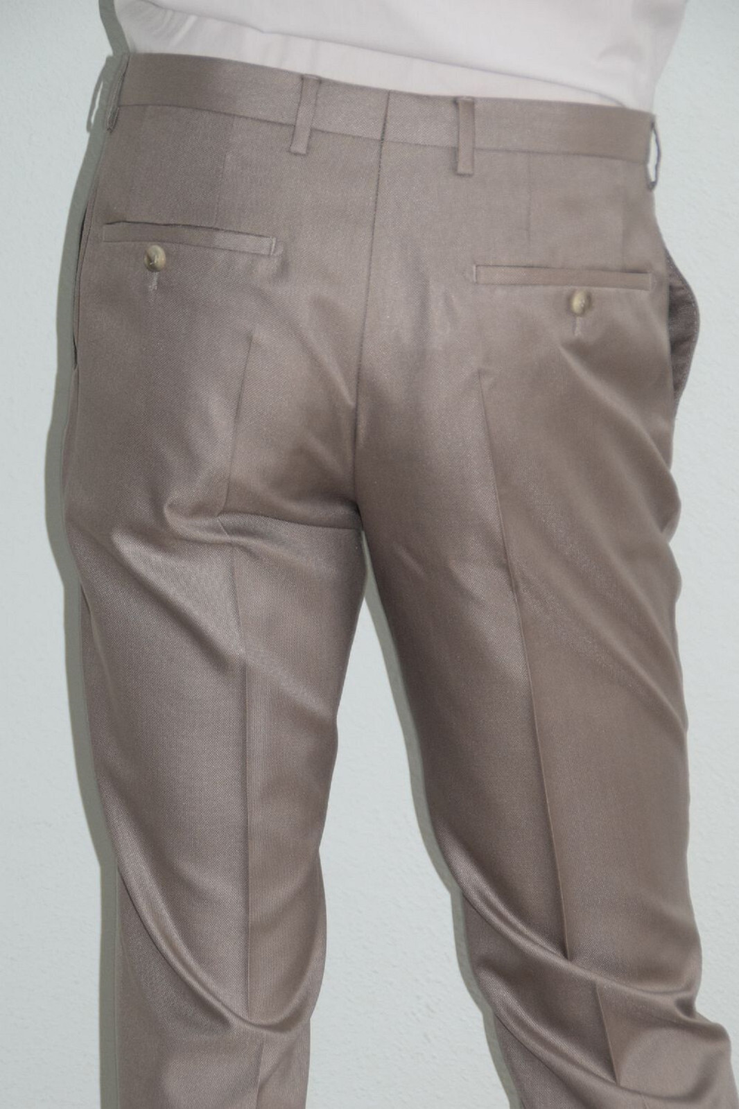 Pre-owned Hugo Boss Tailored Suit, Mod. T-howard2/court3, Size 102 / Us 42l, 100% Silk In Beige