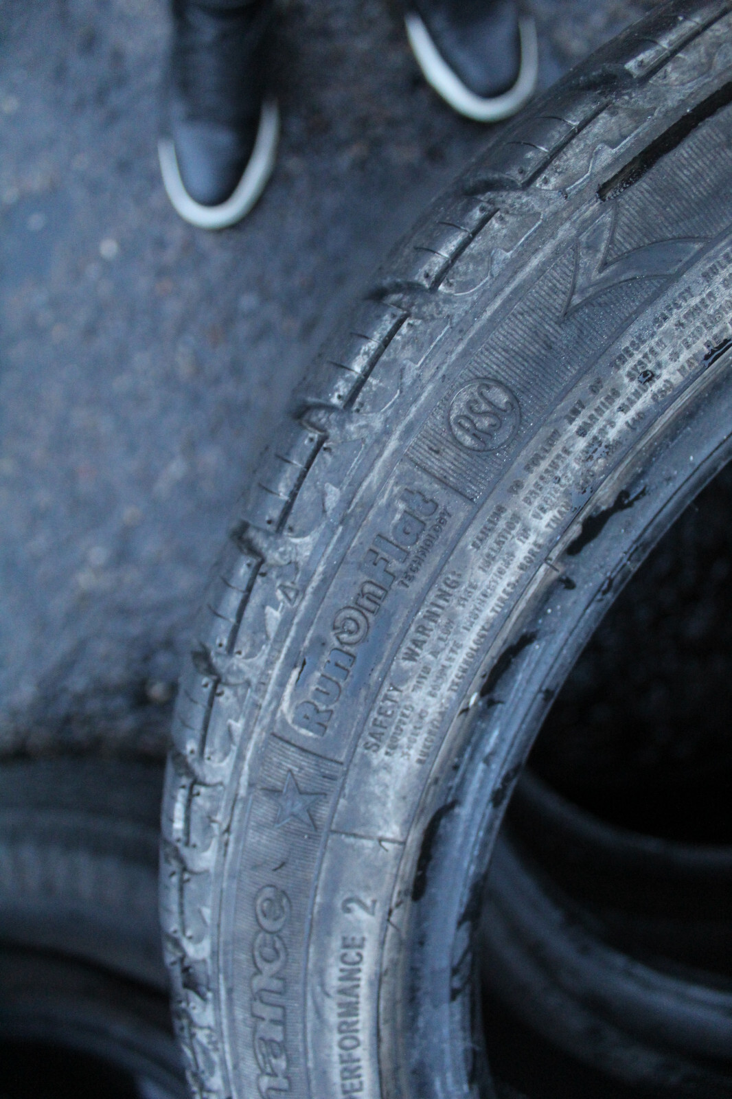 205 50 17 Goodyear, Winter, RunFlat, 89H, x2 A Pair 6.5mm (F1_tyres) L1909