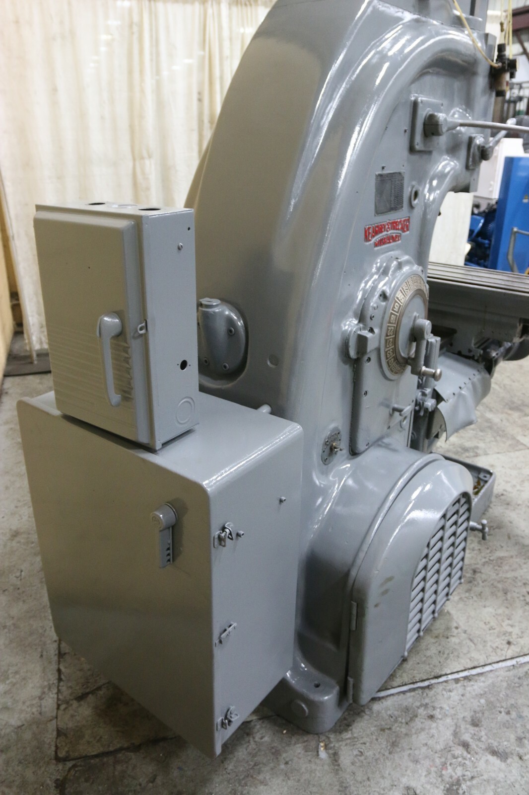KEARNEY & TRECKER MODEL 4CH VERTICAL MILL: YODER #69650