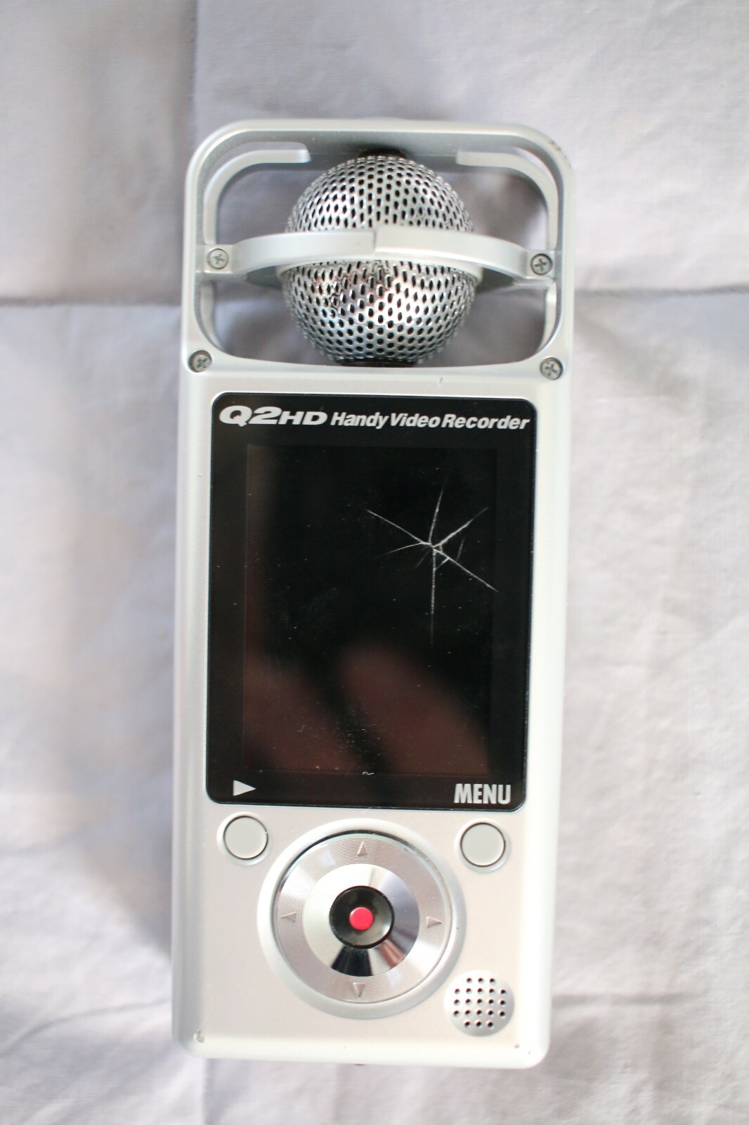 ZOOM Q2HD Handy Video & Audio Recorder Q2 HD with NEW SanDisk 16GB SD Card