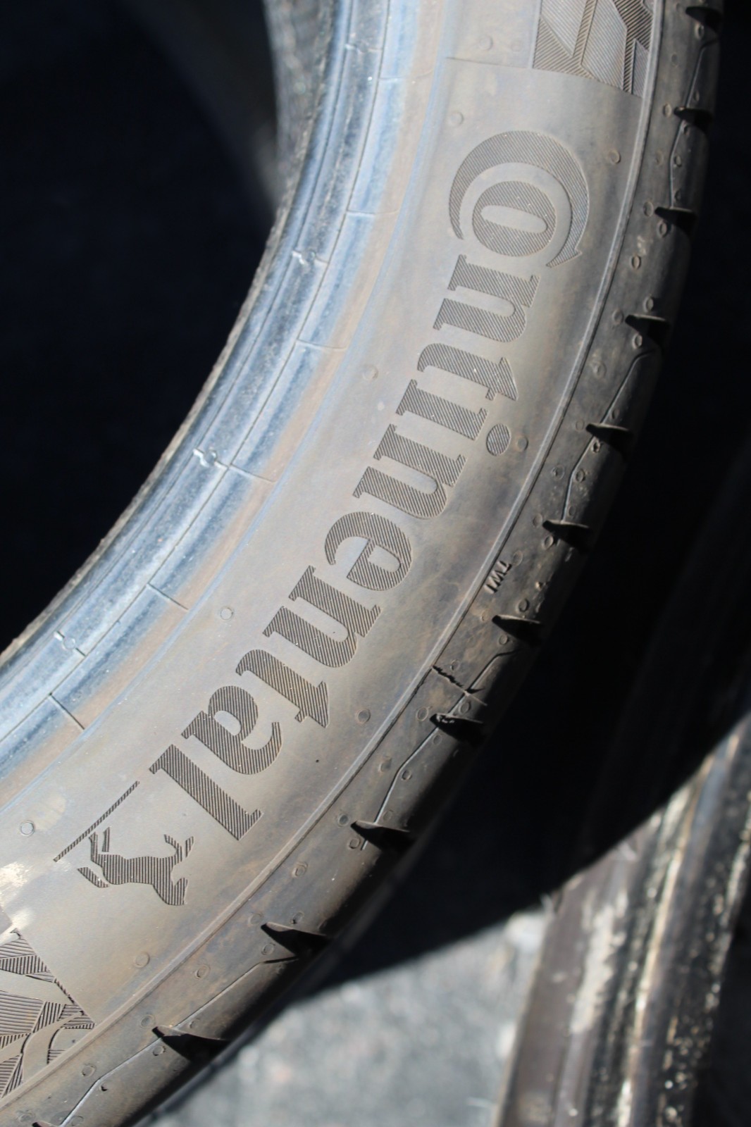 225 45 19 Continental, PC 7, EV, XL, 96Y, x1 Single Tyre 7.0mm (F1_tyres) L3738