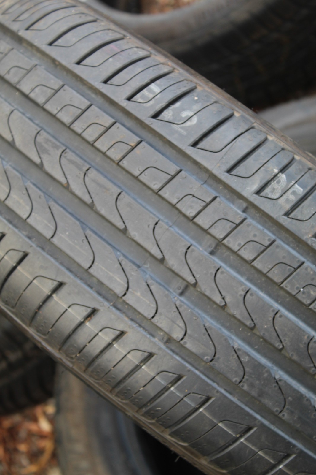 New 215 45 18 Pirelli, Cinturato P7, 89V, x1 Single Tyre (F1_tyres) X69