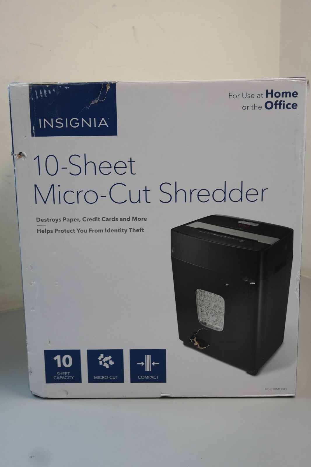 Insignia 10sheet Microcut Shredder Insignia 10 Sheet Micro Cut Shredder