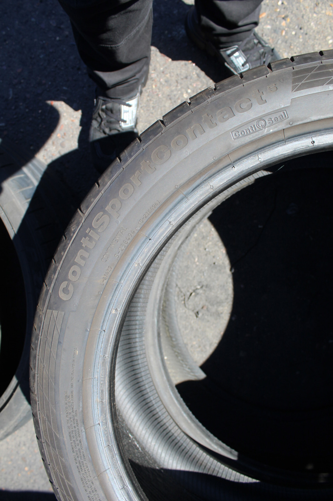 255 40 20 Continental, CSC 5, XL, 101V, x1 Single Tyre 6.8mm (F1_tyres) L2706