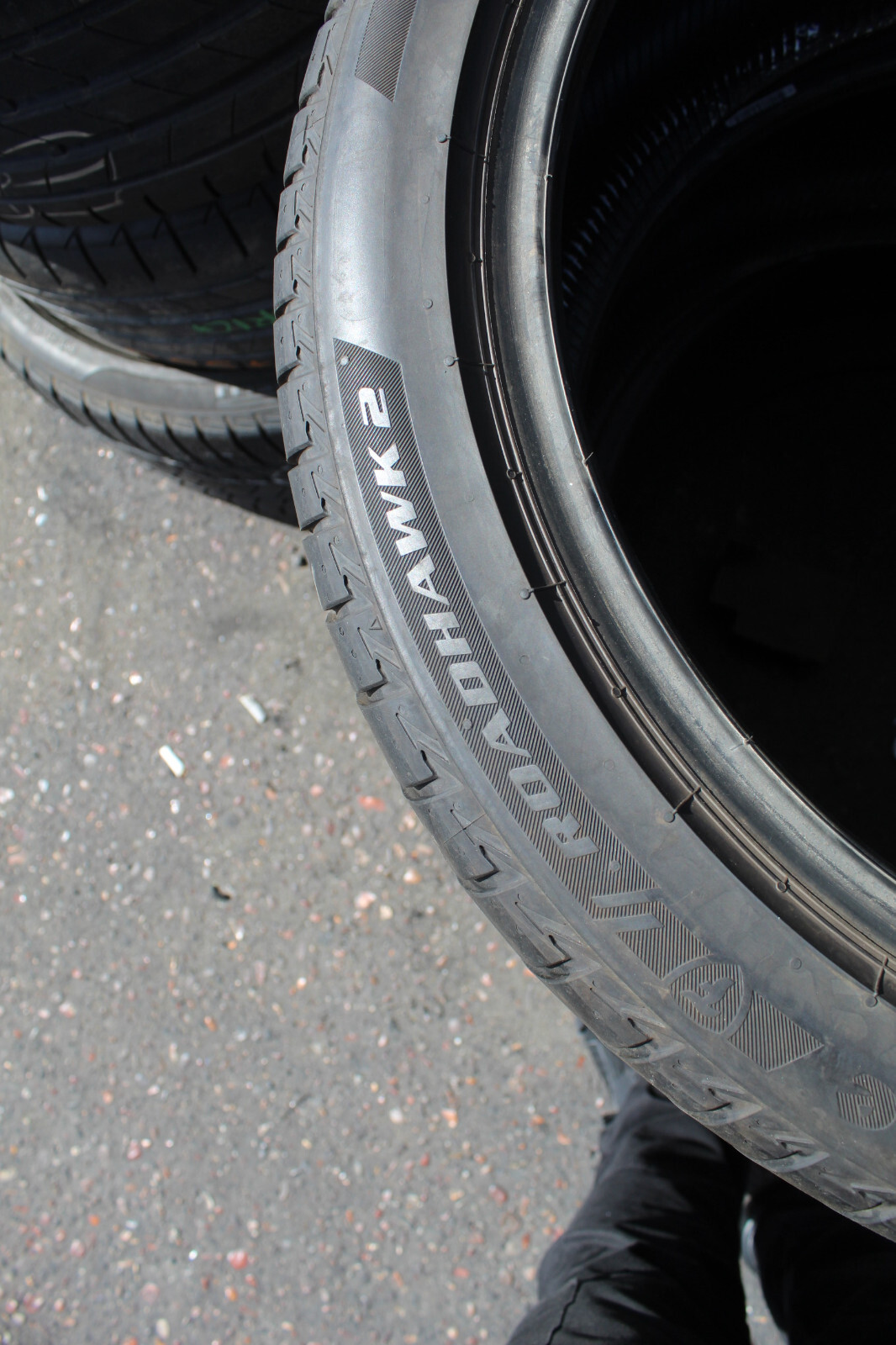 255 40 18 Firestone, Road Hawk 2, 99Y, x2 A Pair 5.2mm (F1_tyres) FO L2756