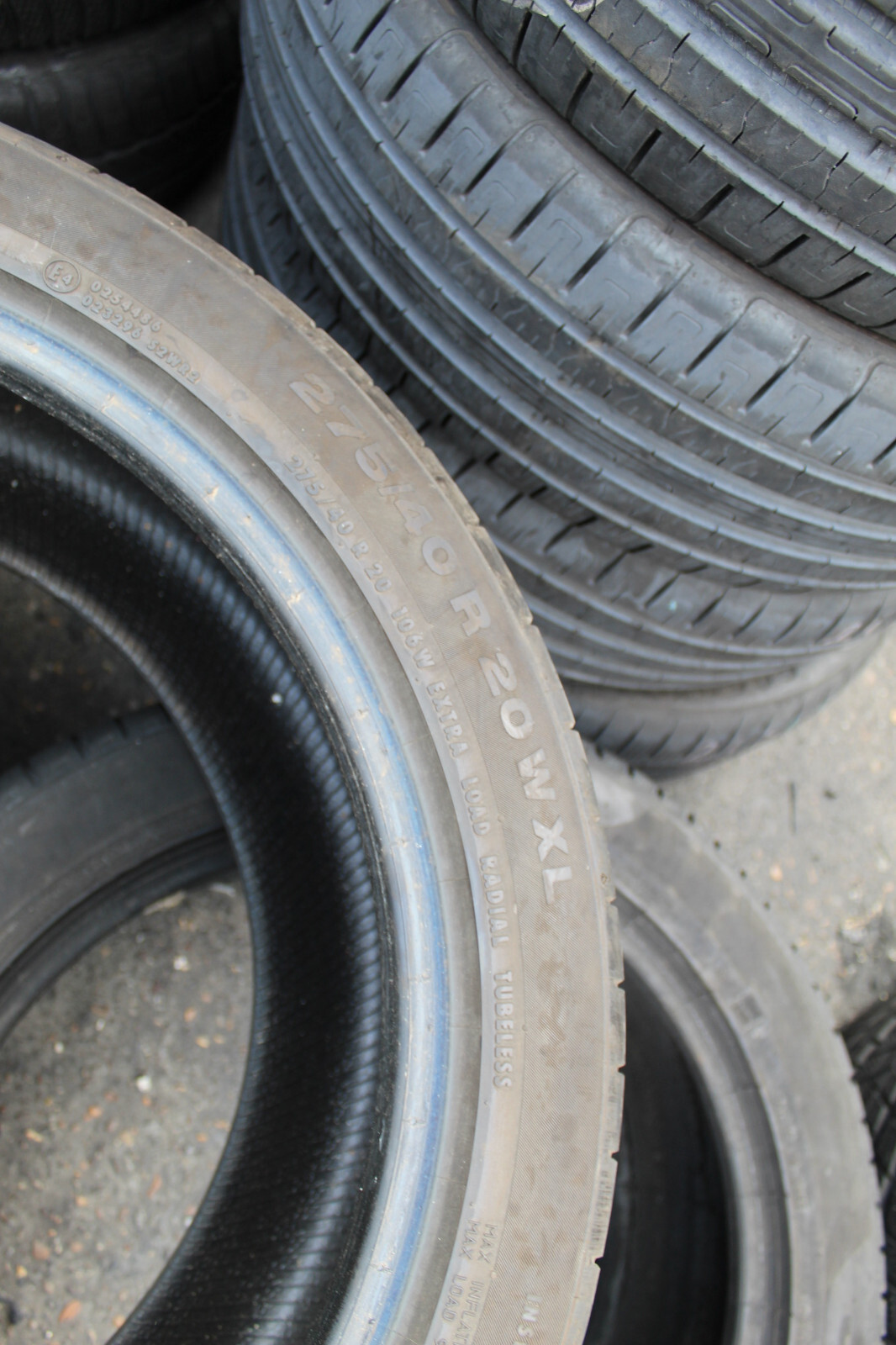 275 40 20 Continental, CSC 5, RunFlat, 106W, x1 Tyre 6.0mm (F1_tyres) L2625