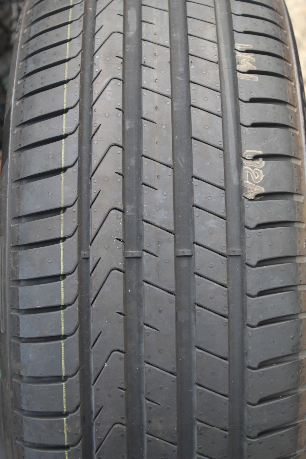 New 235 45 21 Pirelli, Scorpion, XL, AO, 101T, x1 Single Tyre (F1_tyres) X91