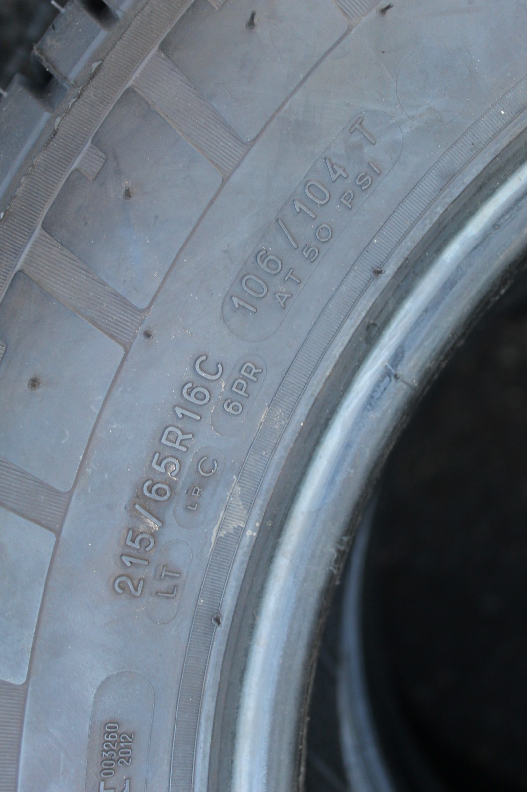 New 215 65 16c, Michelin Agilis 51, M+S,  106/104T, x1 Tyre (F1_tyres) X165