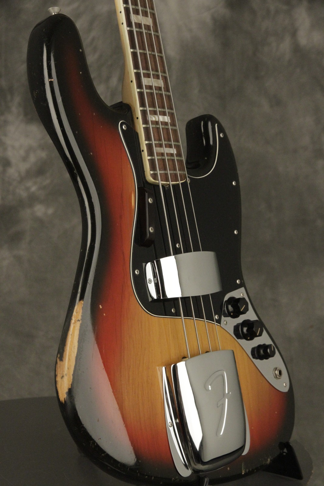 original 1973 Fender JAZZ BASS Sunburst 4-bolt with rosewood board w/ DiMarzio's