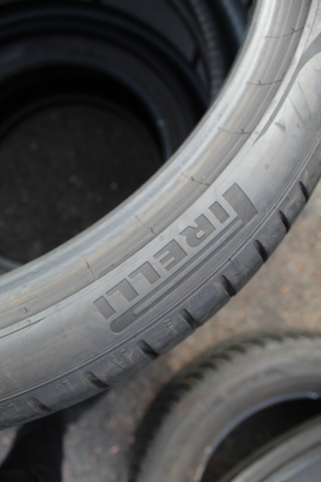 275 35 22 Pirelli, P Zero TM, XL, 104W, x2 A Pair 6.5mm (F1_tyres) L1416