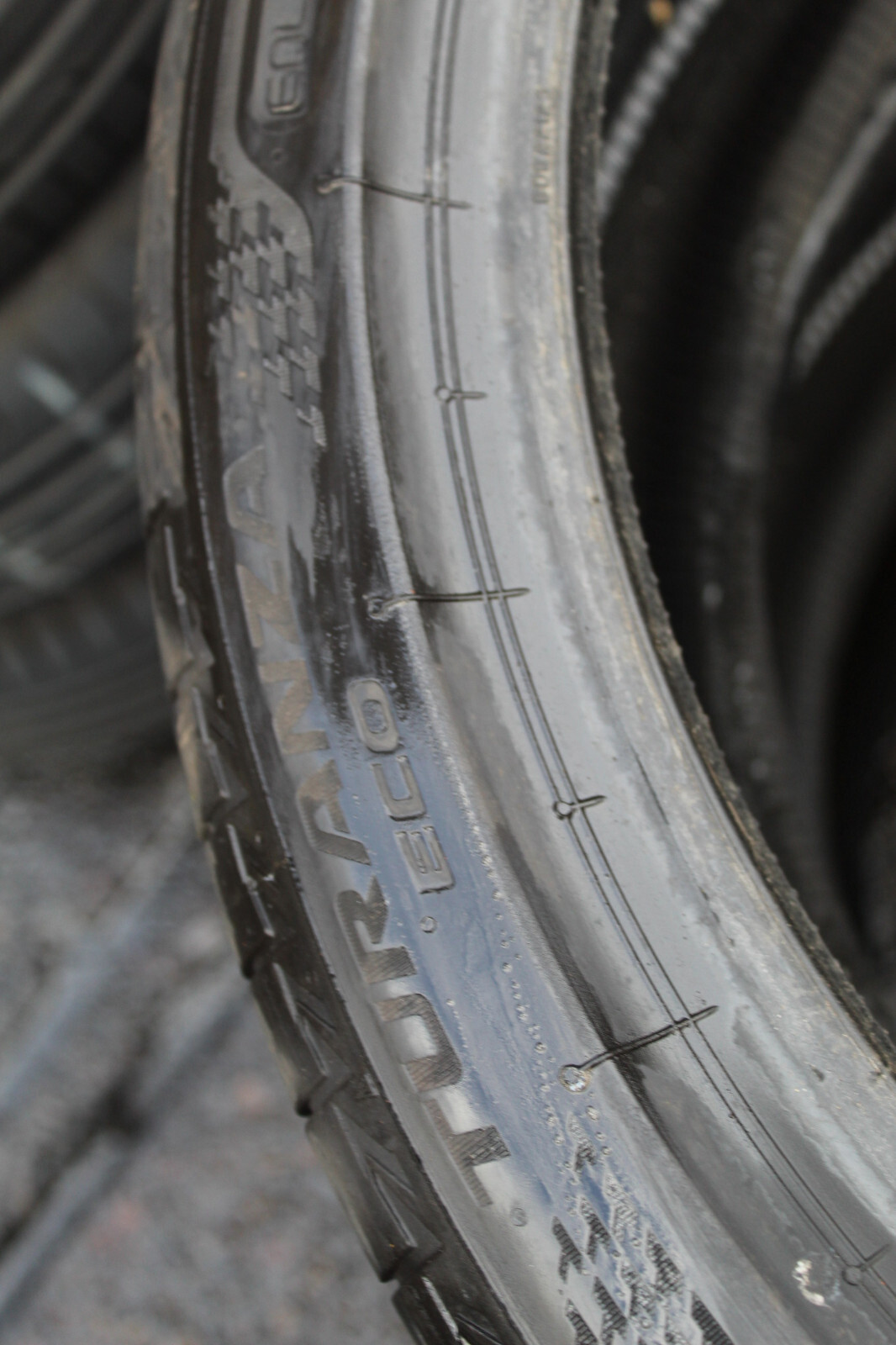255 40 21 Bridgestone, Turanza Eco, AO 102T, x2 A Pair 5.5mm (F1_tyres) FO L2984