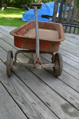 Vintage Hamilton Greyhound Childs pull  wagon Ball Bearing Wheels