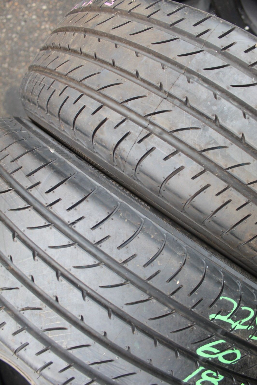 New 225 60 18 Yokohama, Blue Earth EST, 100H, x1 Tyre (F1_tyres) L3687