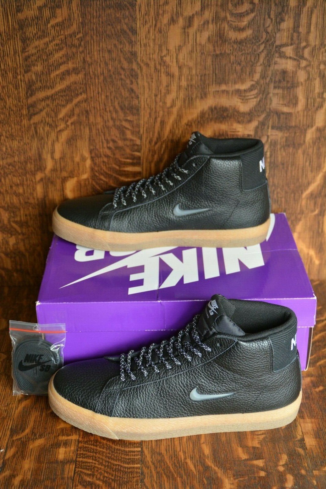 nike mid premium