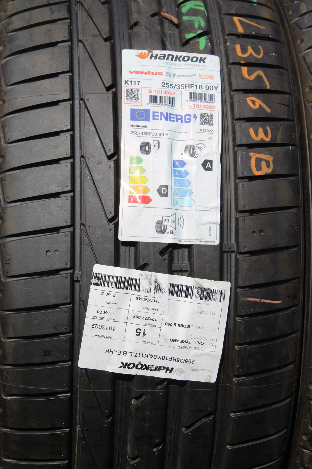 New 255 35 18 Hankook, RunFlat, Ventus S1 Evo 2, 90Y, x1 Tyre (F1_tyres) L3563