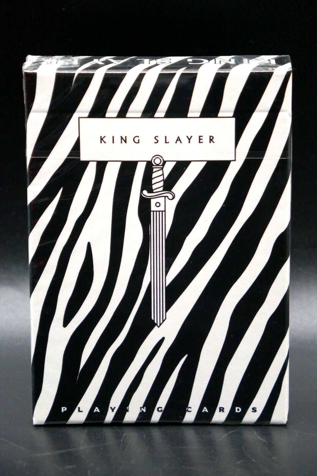 スケールモデル 新作 Zebra Limited Ellusionist Deck Cards Playing Slayer King トランプ