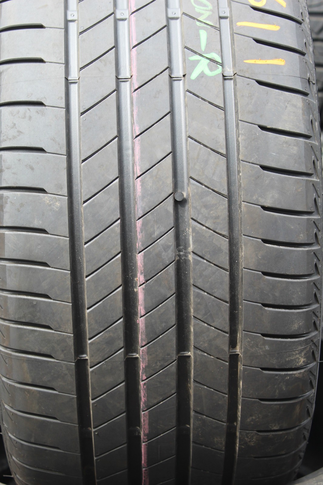 275 35 19 Bridgestone, RunFlat, XL, 100Y, x1 Single Tyre 7.2mm (F1_tyres) L3611