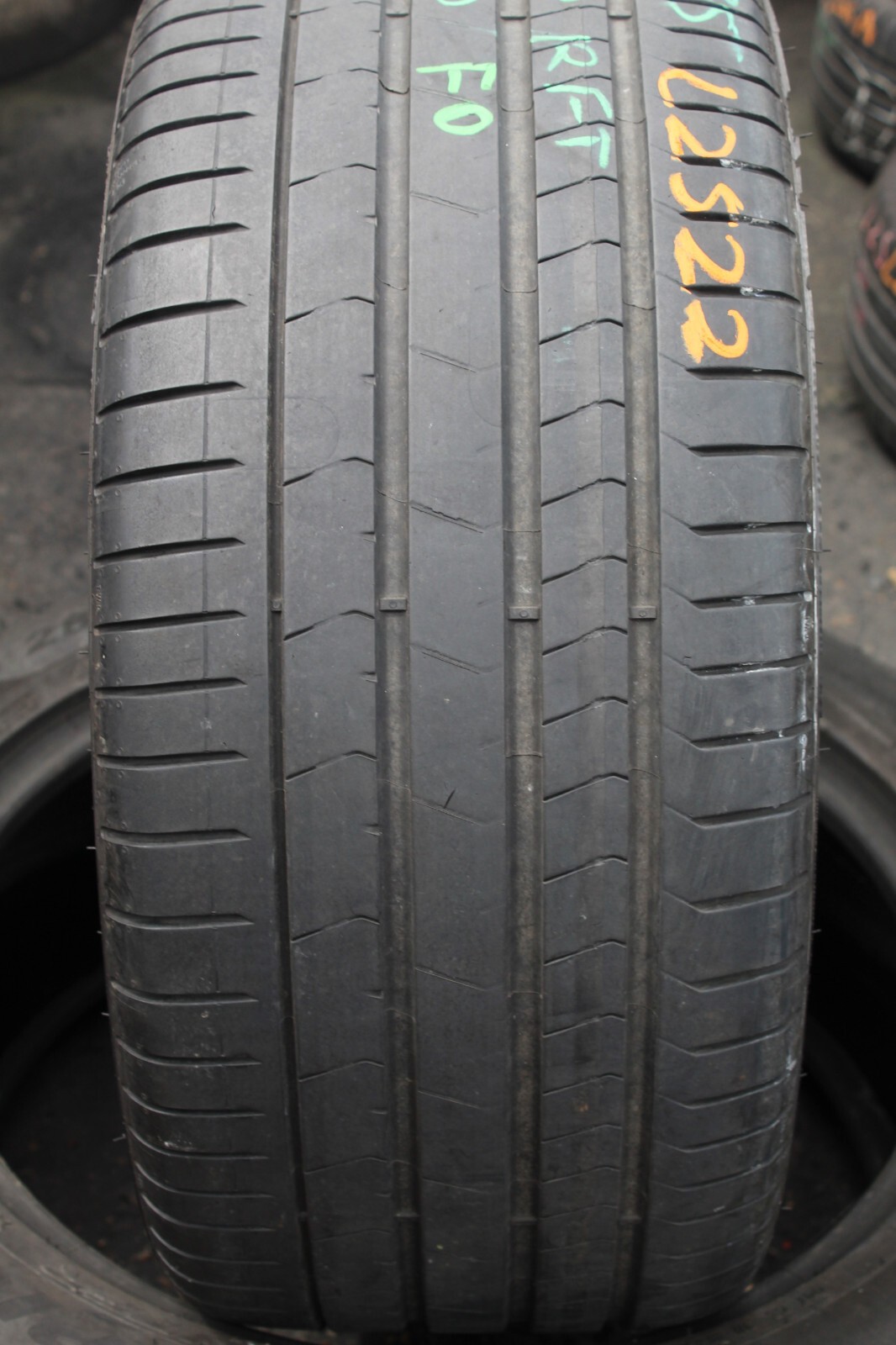 275 30 20 Pirelli, RunFlat, MOE, 97Y, x1 Single, 5.2mm (f1_tyres) FO L2522