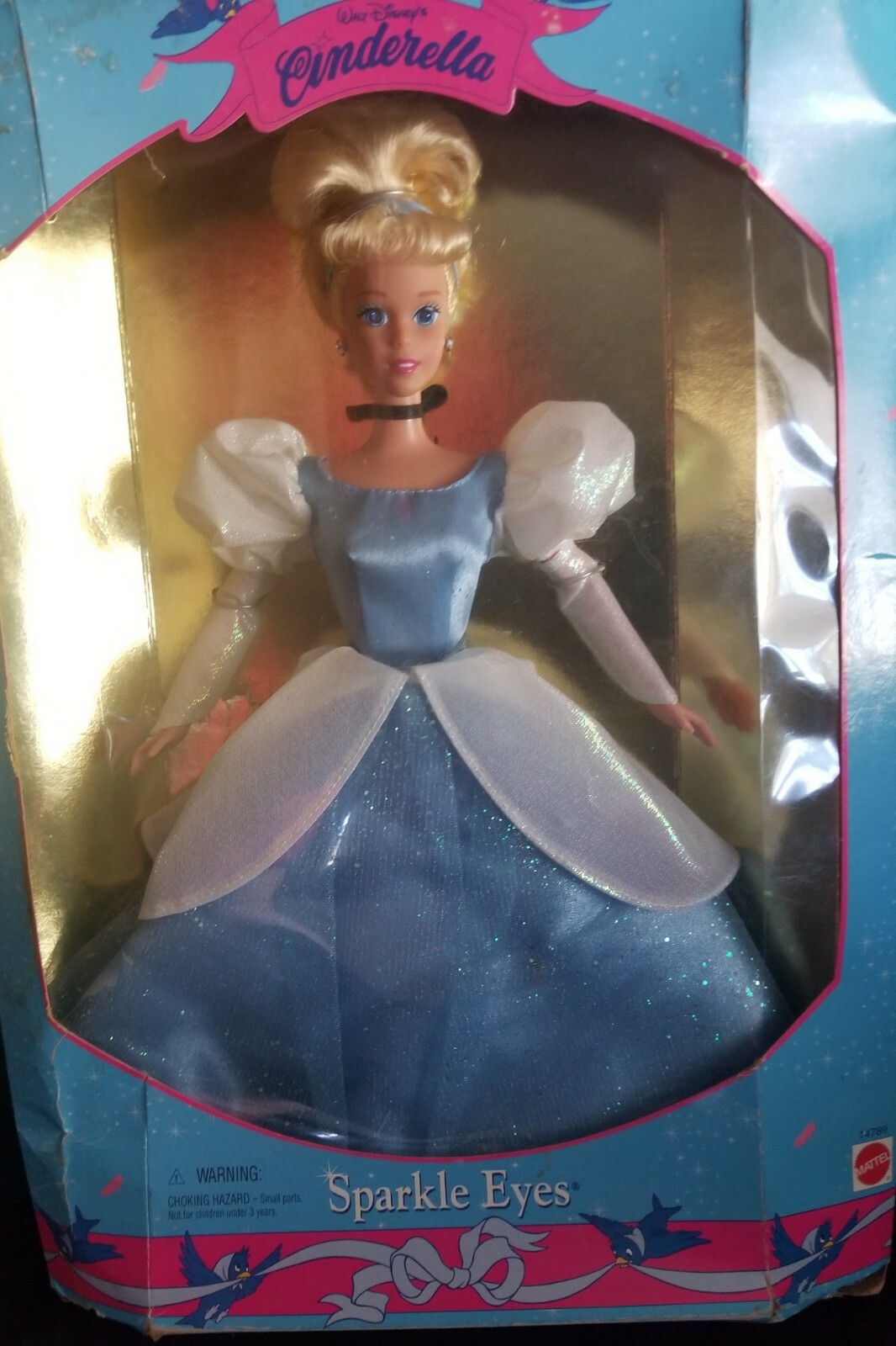 Walt Disney's Cinderella Sparkle Eyes Barbie New in Box