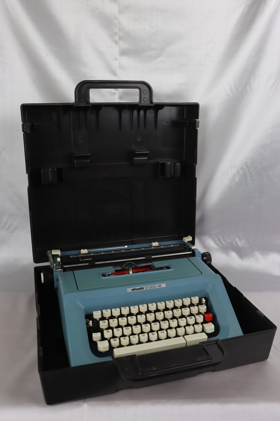 Olivetti Studio 46 青 タイプライター Olivetti Studio 46 Blue Portable Vintage Typewriter QWERTY