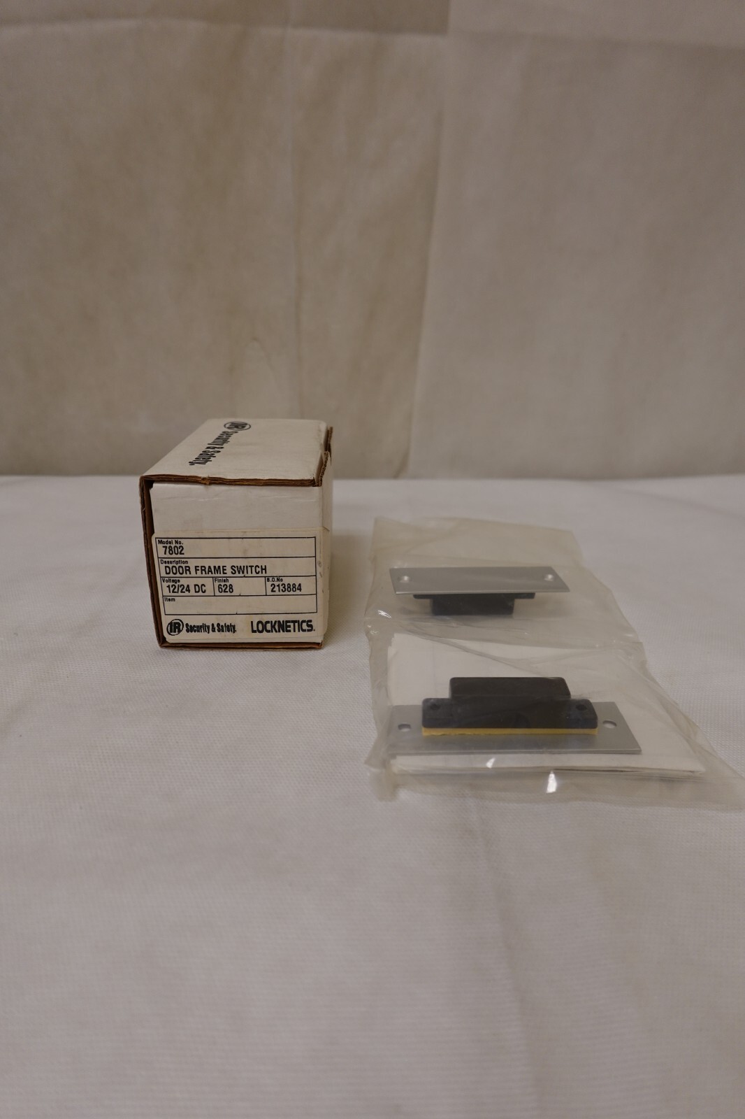 Schlage Locknetics - Flush Mount Magnetic Door Frame Switch