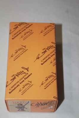 EKJ Collectors society original box miniatures 10012 Eating Cabbage