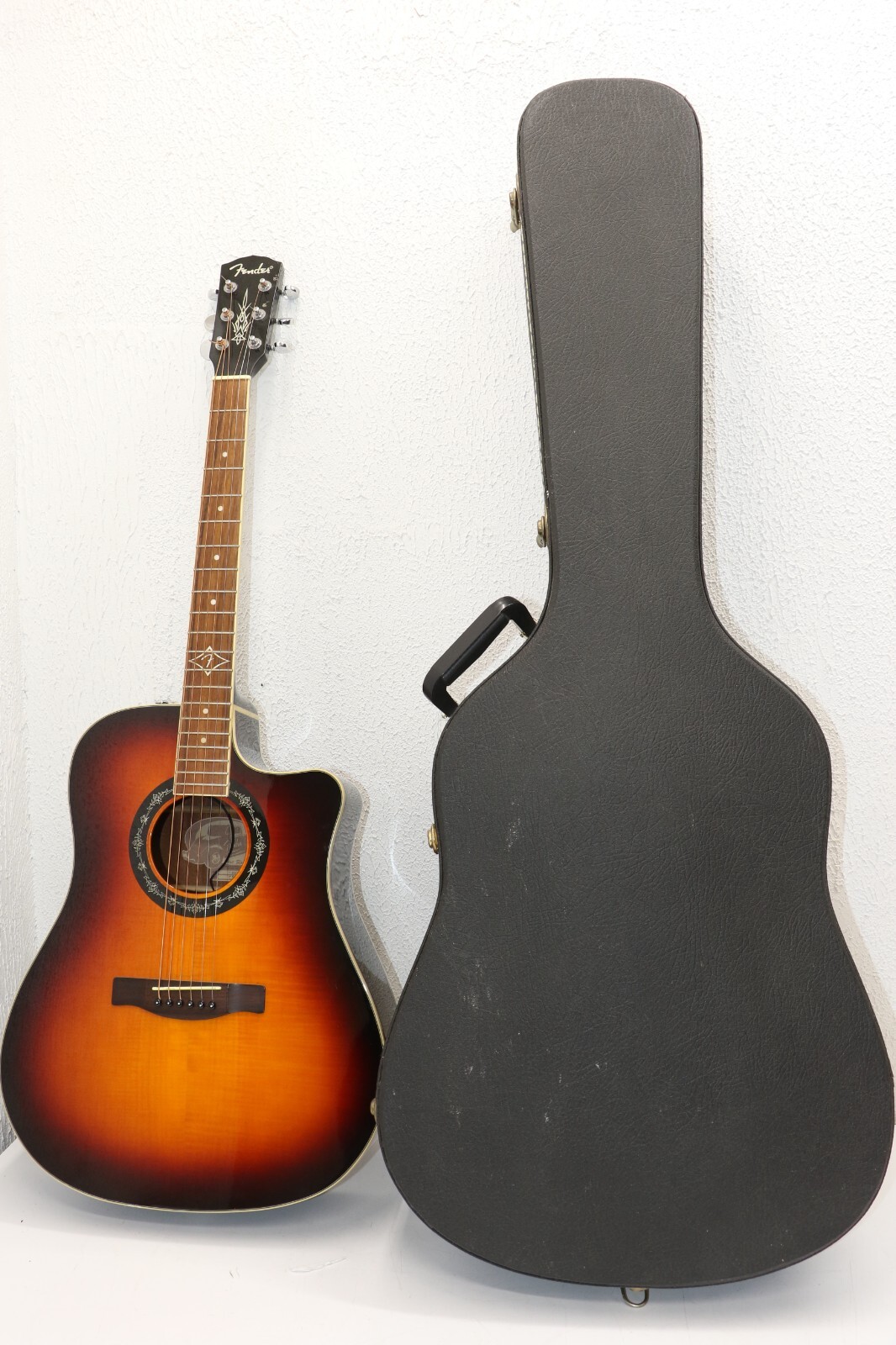 フェンダー エレアコFISHMAN T-BUCKET-300CE 最終値下げ！ Fender T-Bucket 300 CE 3-Tone Sunburst W/ Hard Case | eBay