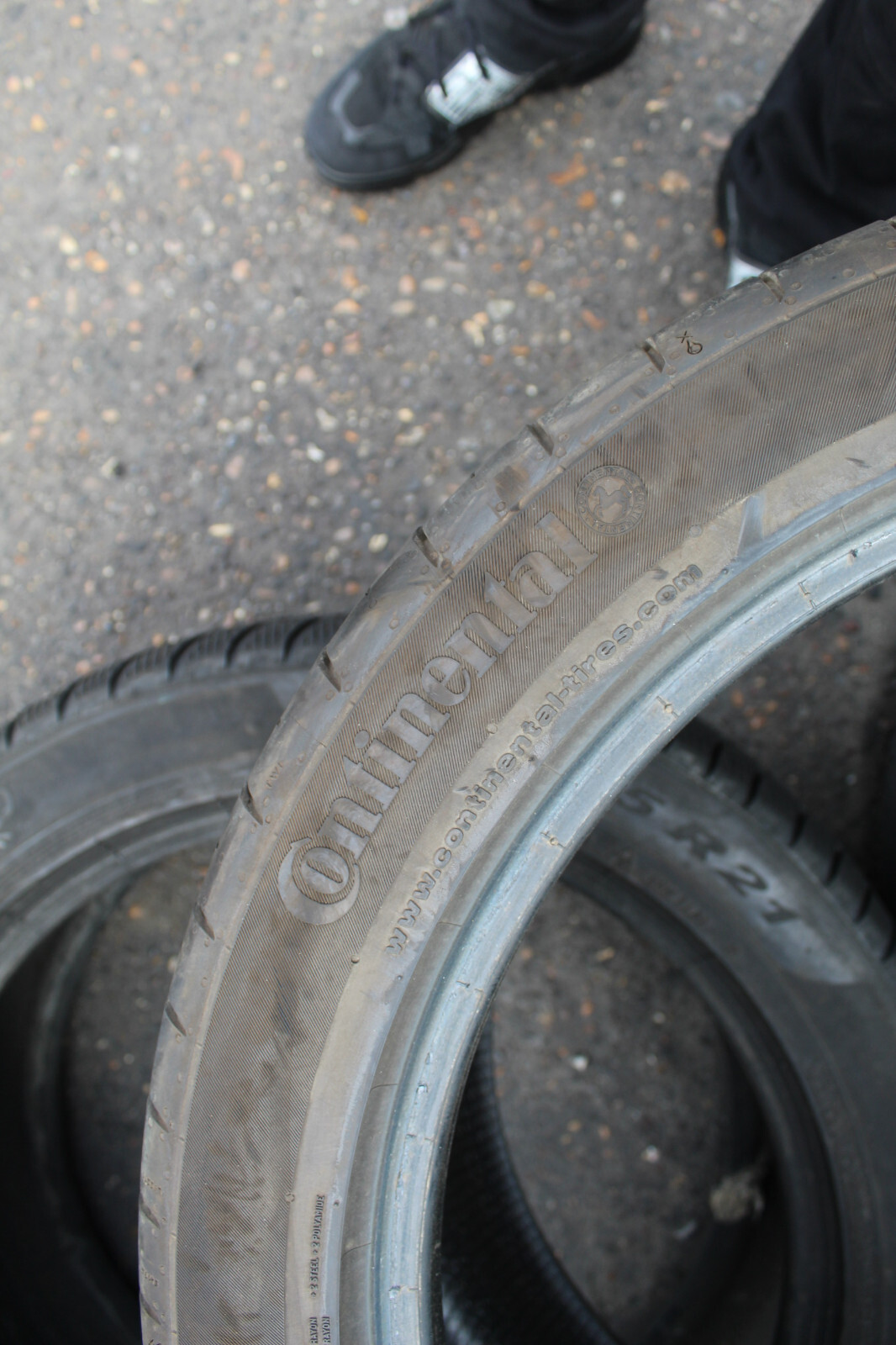 275 40 20 Continental, CSC 5, RunFlat, 106W, x1 Tyre 6.0mm (F1_tyres) L2625