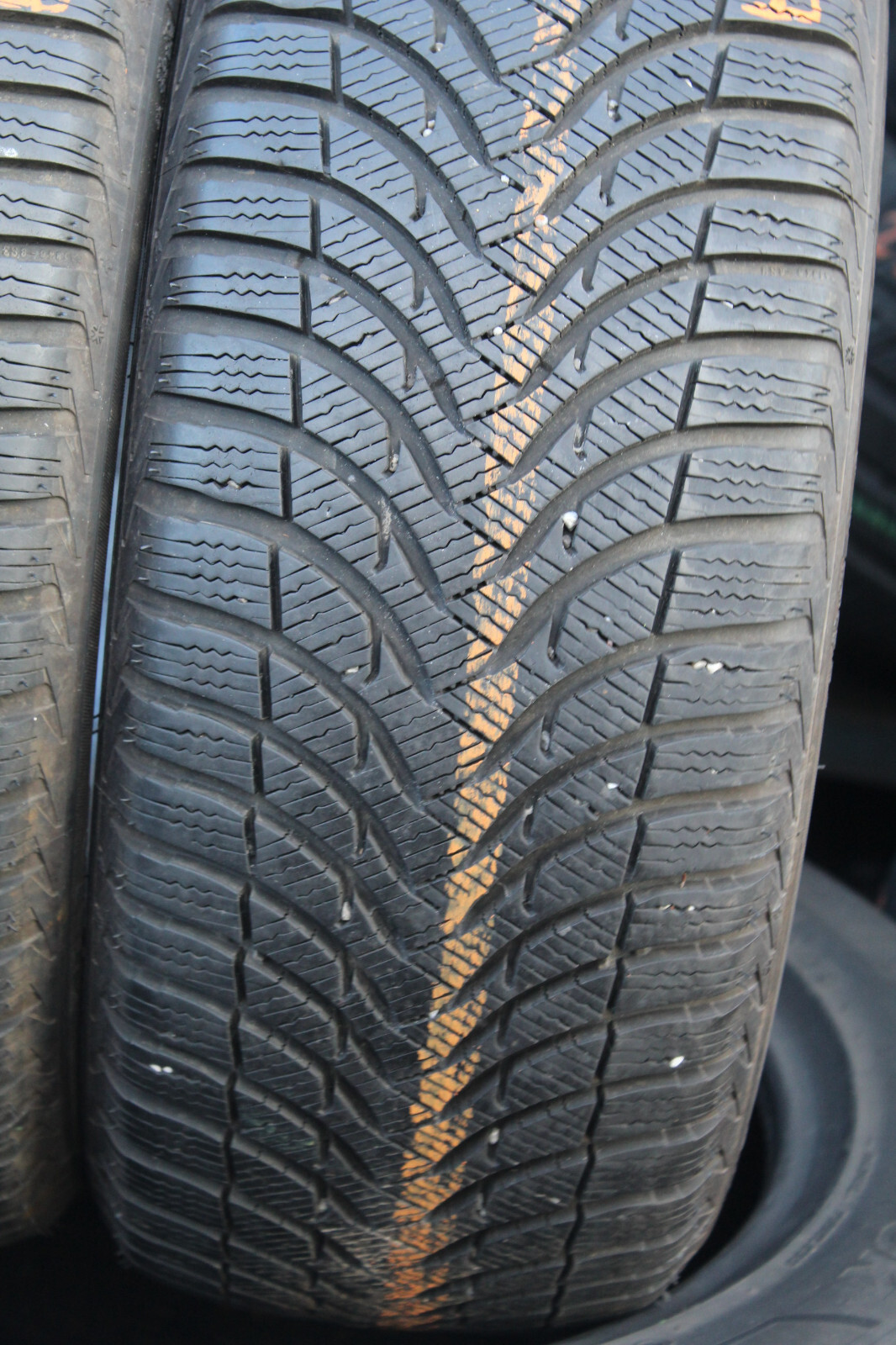 225 45 17 Michelin, Winter, M+S, XL, 94H x2 A Pair 7.5mm (F1_tyres) FOD L3096
