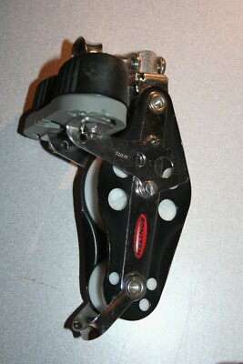 Ronstan RF876 60mm Fiddle Block Cleat Becket NEW