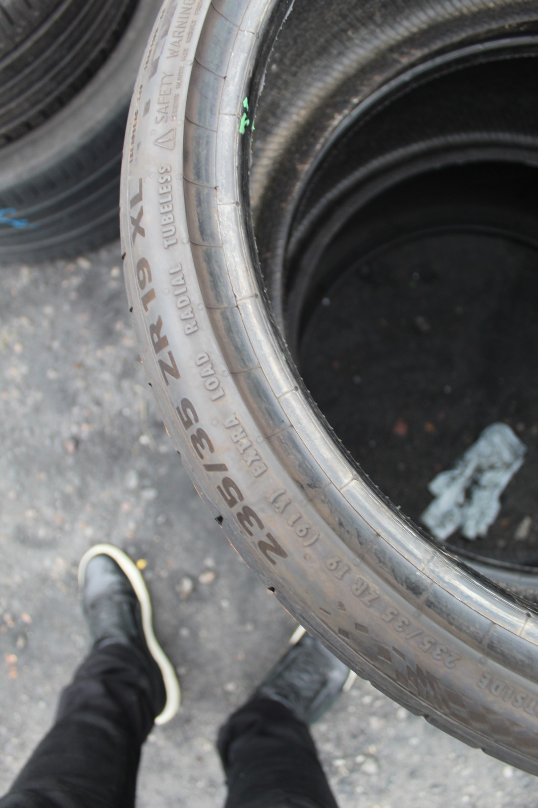 235 35 19 Continental, Sport Contact 7, XL 91Y, x2 A Pair 6.3mm (F1_tyres) L3693