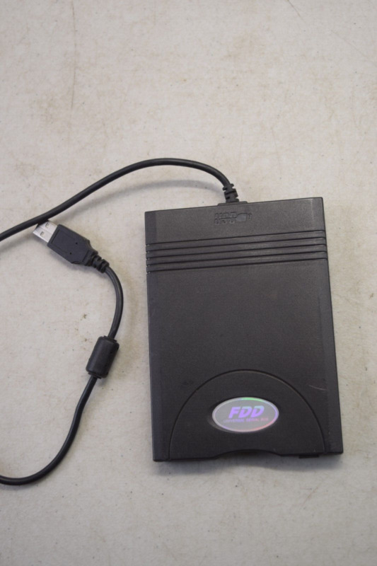 Samsung Model Sfd-321u/hp Black External Usb Floppy Disk Drive Fdd Hp