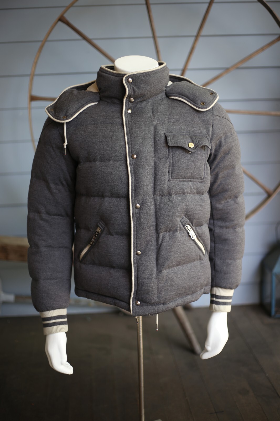 MONCLER Wool Giubbotto Classic Puffer Jacket Size 1/ Small MONCLER Wool Giubbotto Classic Puffer Jacket Size 1/ Small