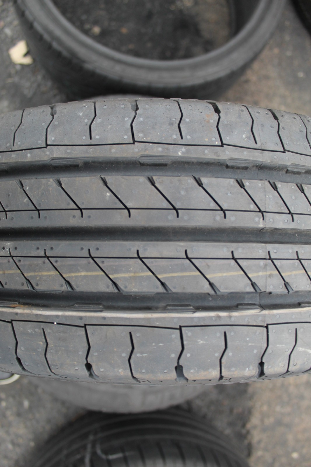 New 215 60 17C Continental, VanContact, 109/107T x1 Single Tyre (F1_tyres) L3663