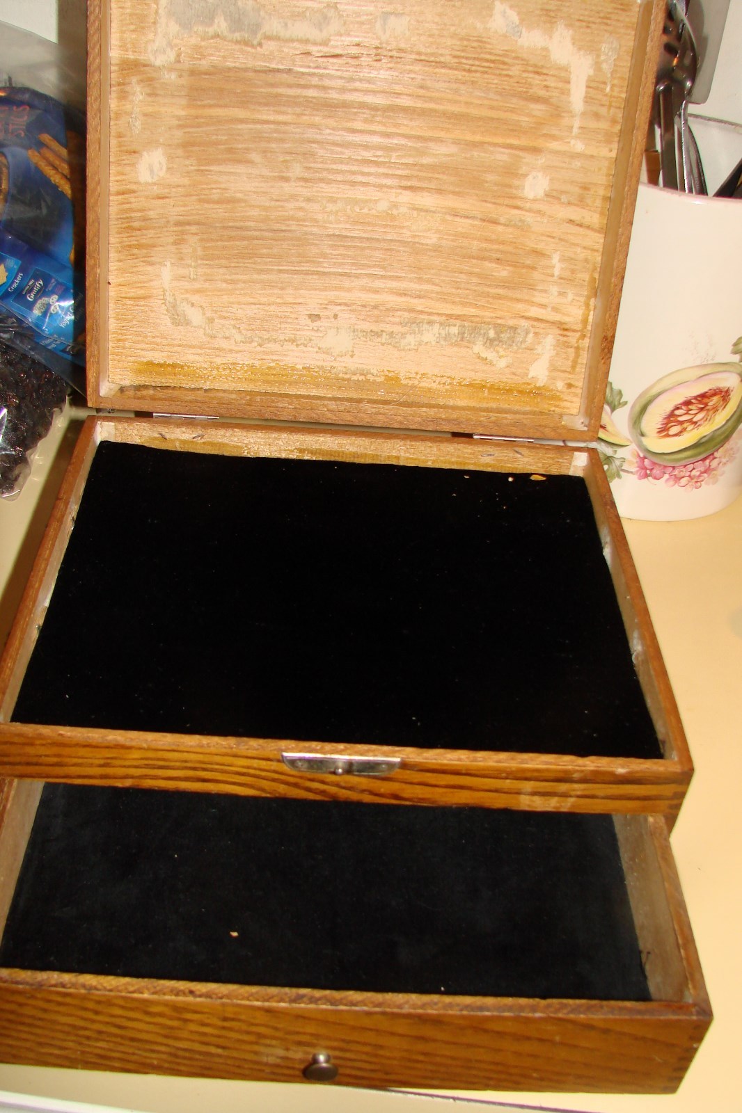 ANTIQUE VICTORIAN LOOK BOX-PEWTER HANDLES OAK? 10.5 X 9 X 4.5 JOINTED CORNERS