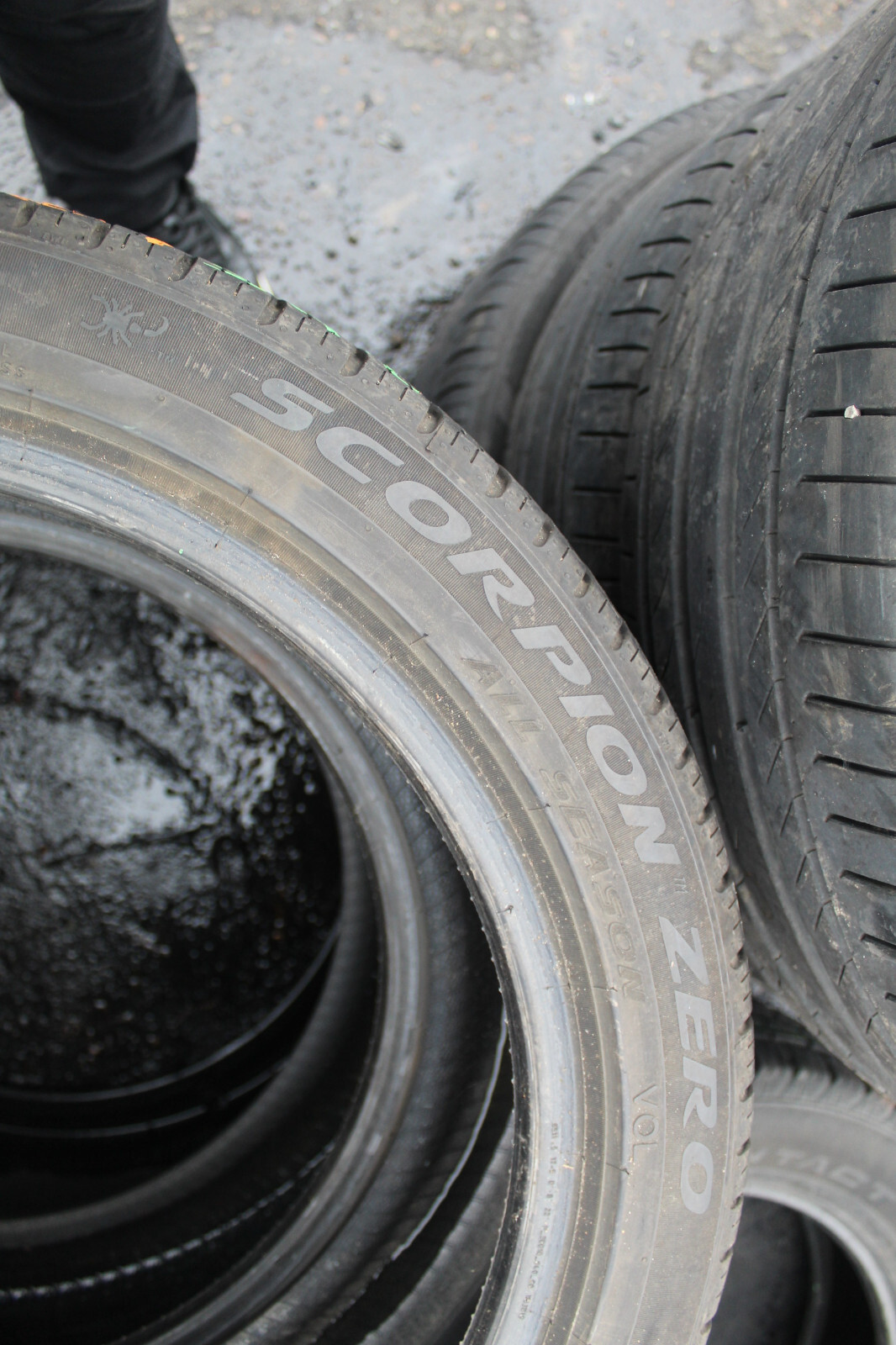 245 45 20 Pirelli, All Season, VOL, M+S 103H x2 A Pair 5.7mm (F1_tyres) FO L3249