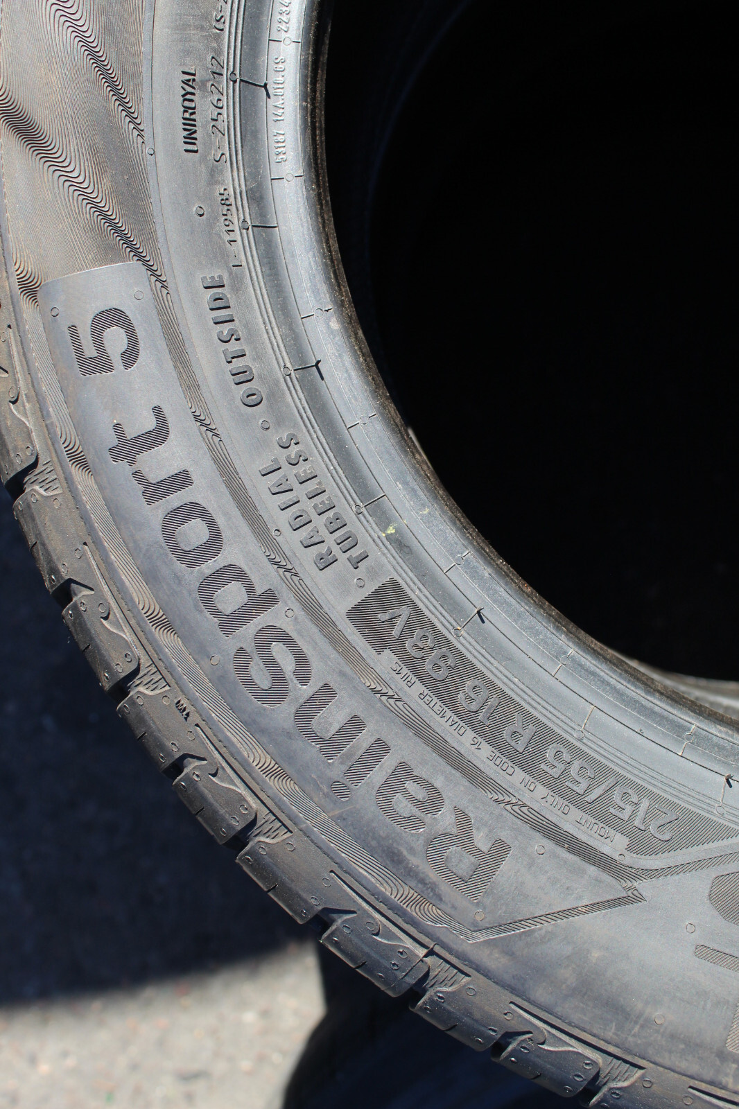 New 215 55 16 Uniroyal, Rain Sport 5, 93V, x2 A Pair (F1_tyres) L3379