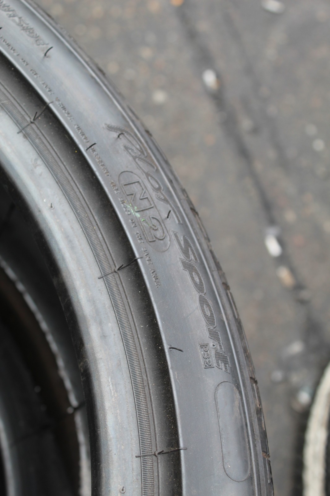 265 35 19 Michelin, Pilot Sport, N2, 94Y x2 A Pair 7.0mm (F1_tyres) FO/D L3616