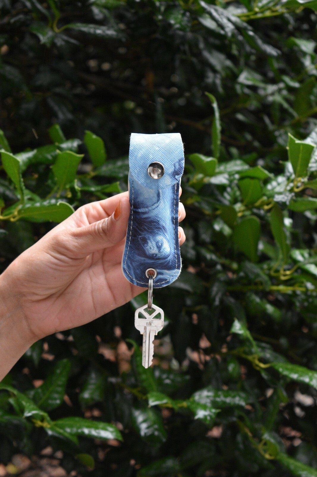 FIGHTSENSE 2PcPepper Spray Maximum Strength W / Leather Case Self Defense Zombie