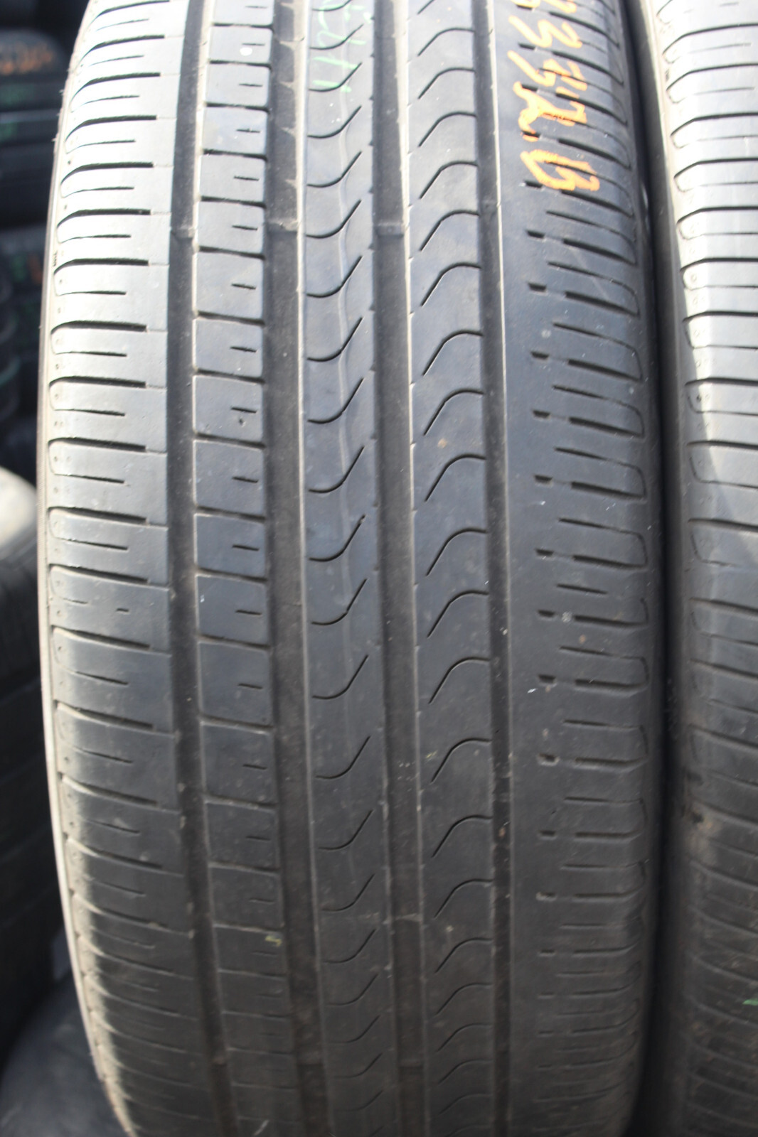 275 35 22 Pirelli, PNCS, XL, VOL, 104W, x2 A Pair 5.5mm (F1_tyres) L3332