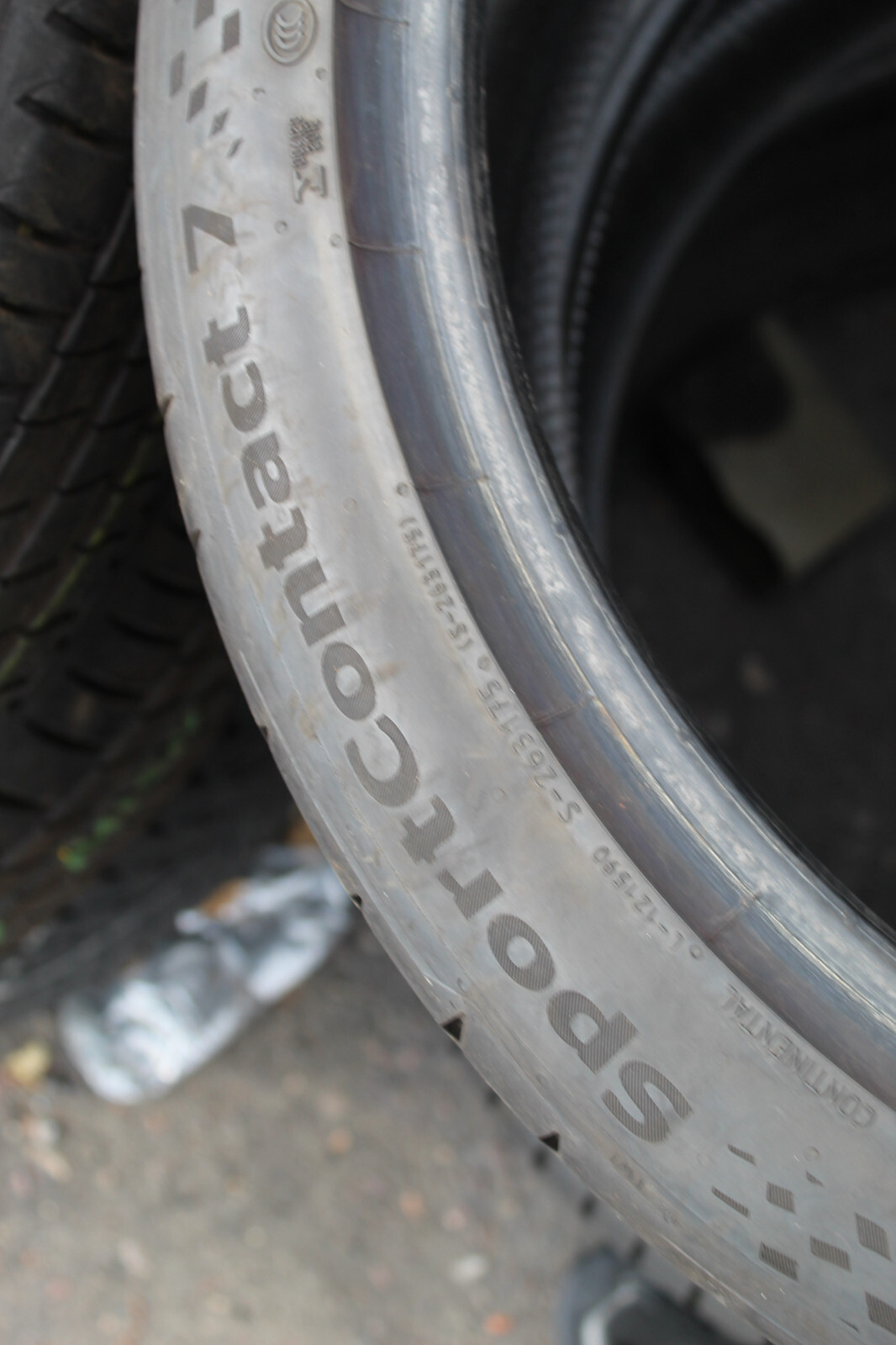 225 40 19 Continental, SC7, XL, 93Y, x2 A Pair 6.0mm (F1_tyres) L2799