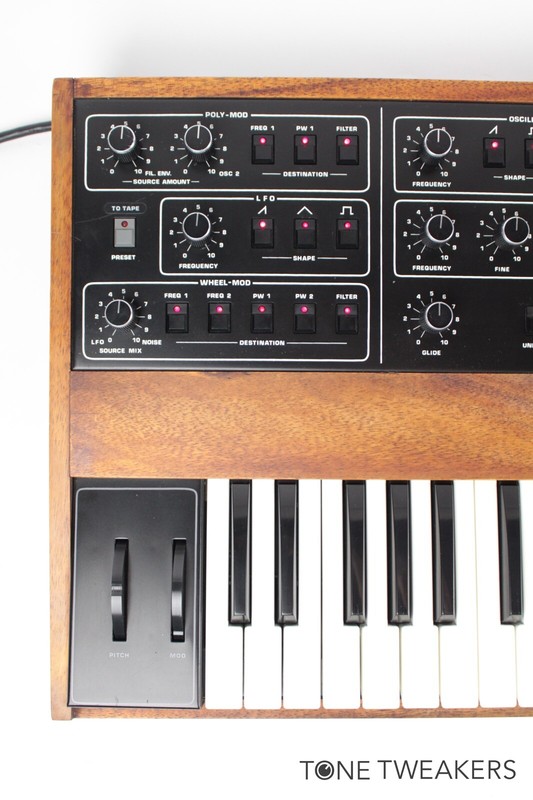 SEQUENTIAL CIRCUITS Prophet-5 ジャンク Sequential Circuits Prophet-5 REV 1 !! MIDI Fully Restored