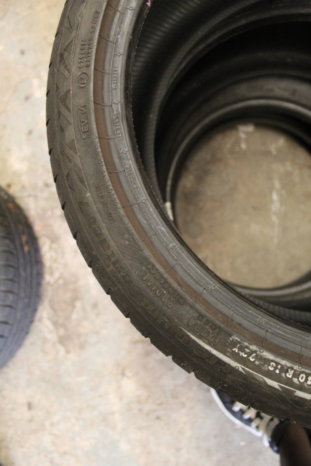 225 40 18 Continental, PC 7, XL, EV, 92Y, x2 A Pair 6.0mm (F1_tyres) X105