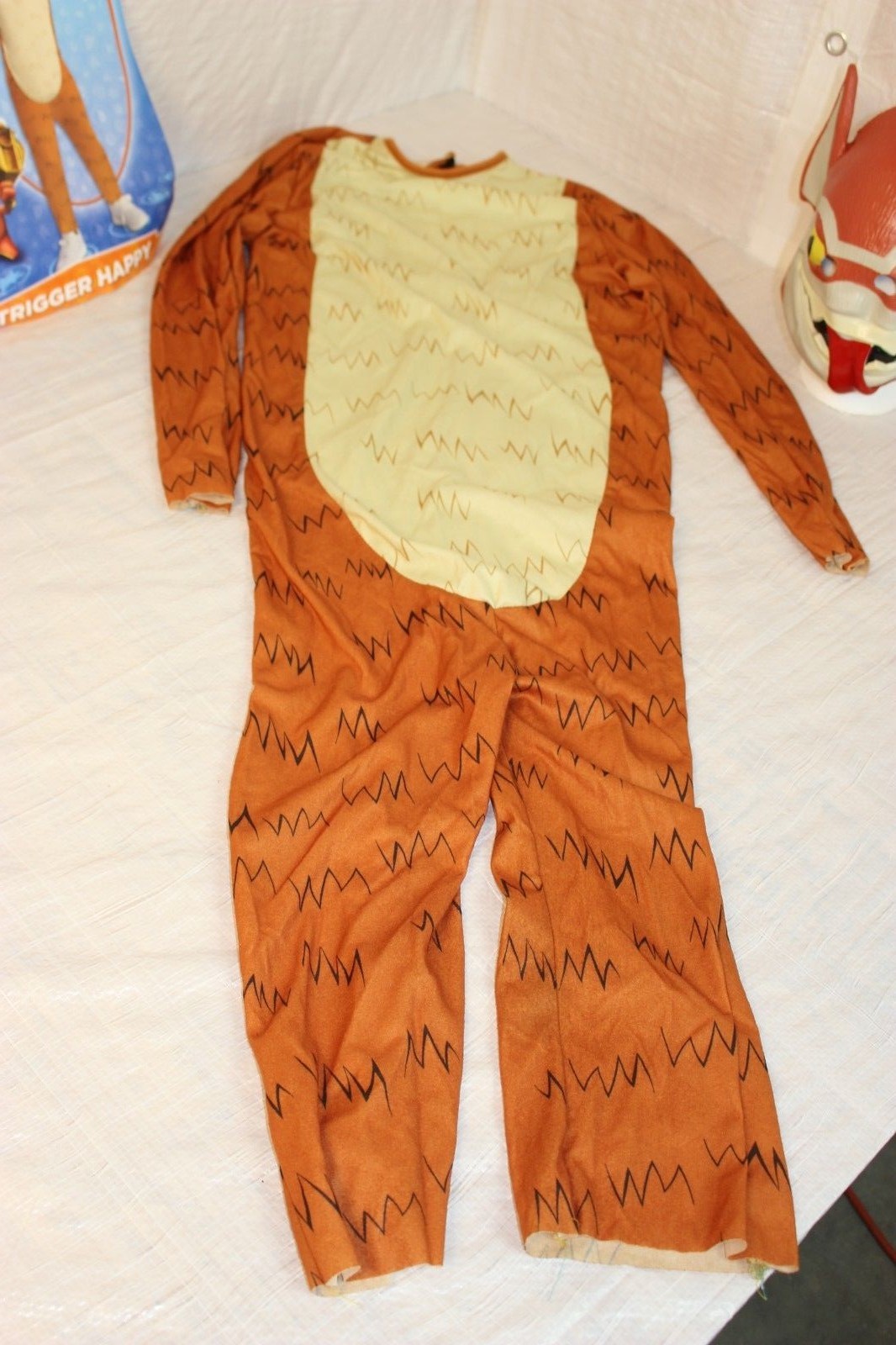 Skylanders Trigger Happy Size Boys L 10-12 Halloween Costume Jumpsuit & Mask