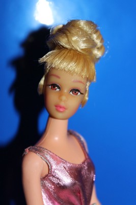 Vintage Barbie Francie - Never Played with +Original Wrist Tag-Grownin Hair